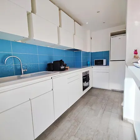 Apartment Metro A 2 Minutes Paris Centre Le Marais *
