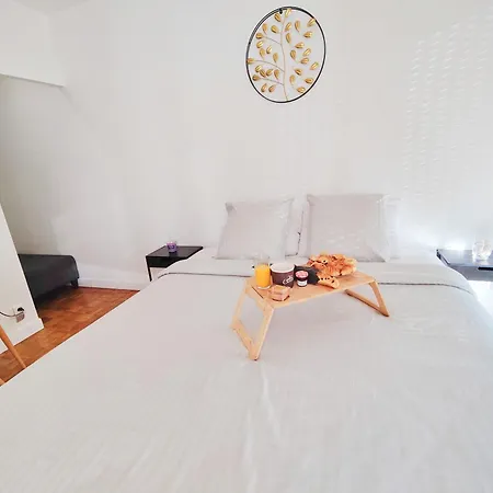 Apartment Metro A 2 Minutes Paris Centre Le Marais Romainville